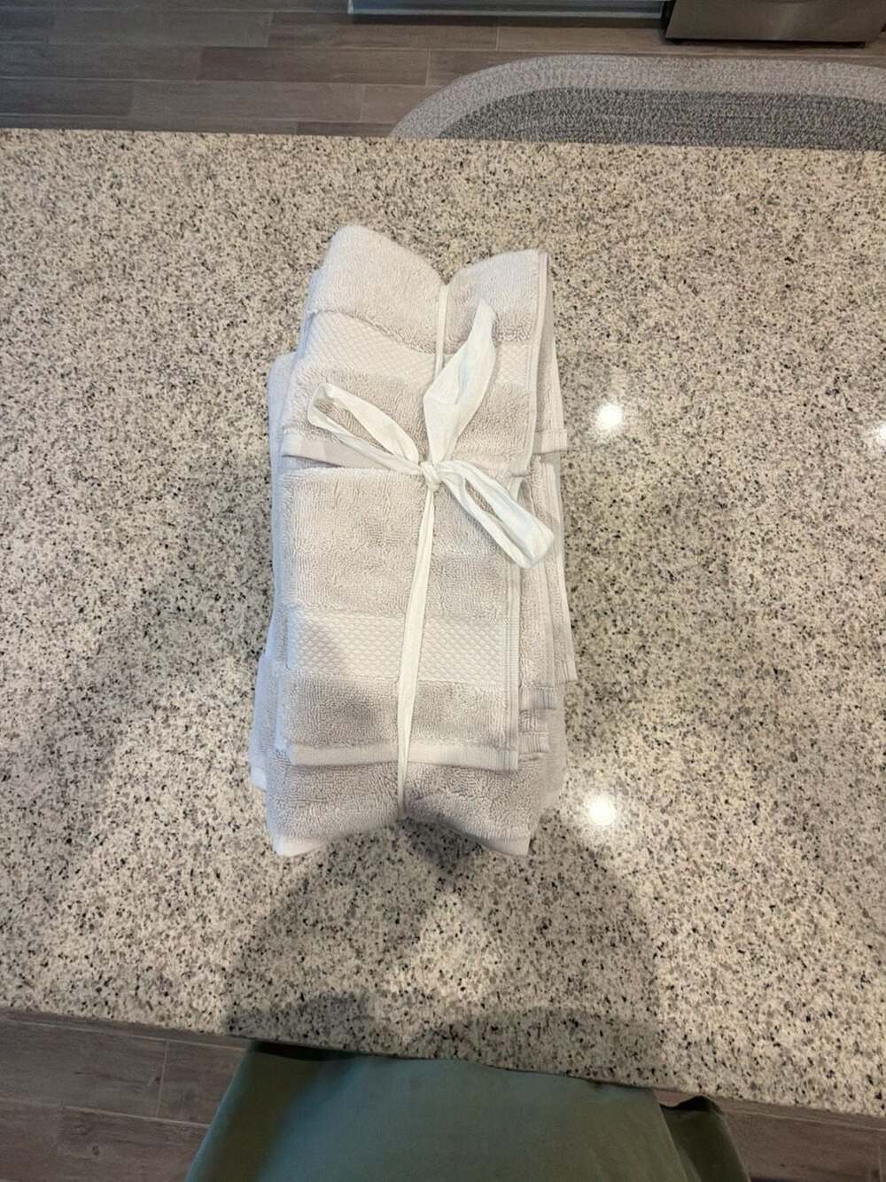 Quince Ultra Plush Turkish Cotton Towel Bundle in Light Grey